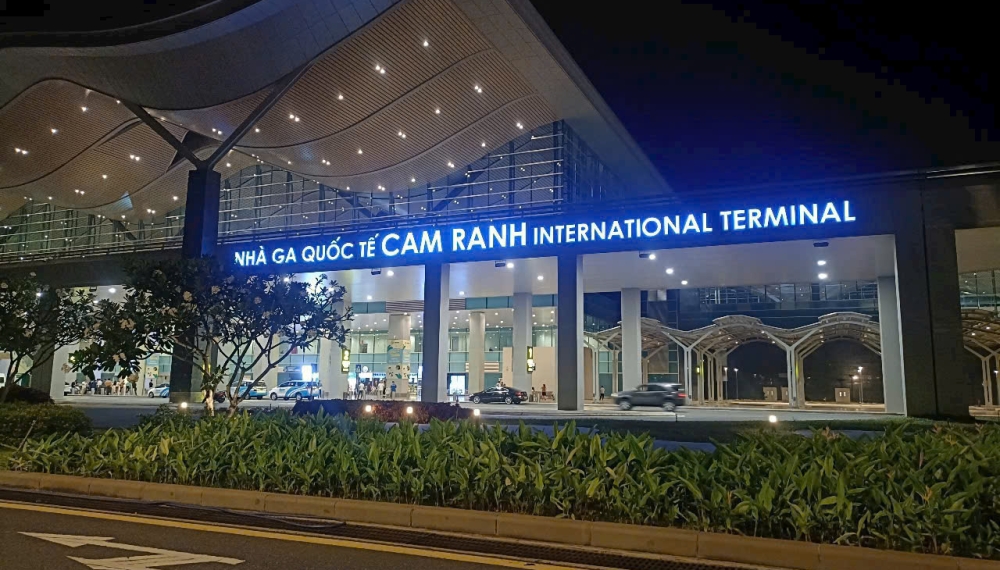 Thuê xe sân bay Cam Ranh Đà Lạt