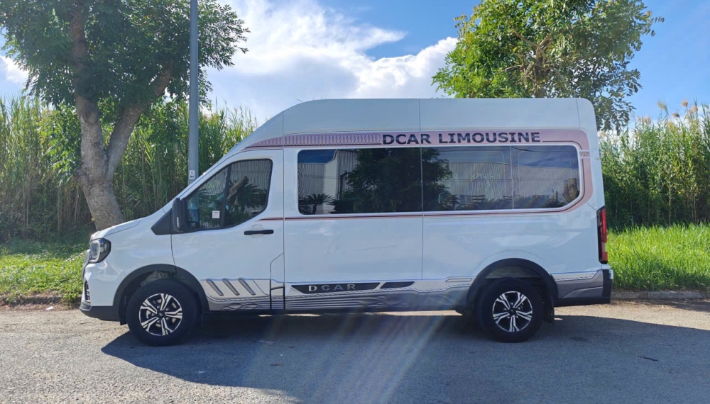 Xe Limousine 9 Chỗ