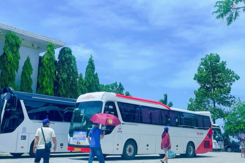 Thuê xe 29 chỗ Ninh Thuận đi sân bay Cam Ranh