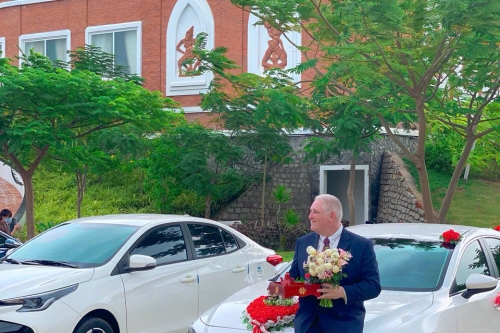 Thuê Xe Cưới Hỏi Ninh Thuận Đi Sài Gòn