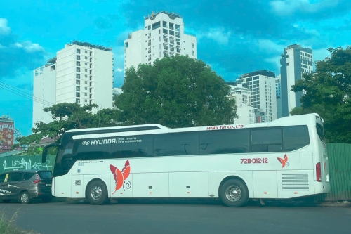 Thuê Xe Hợp Đồng Đi Sài Gòn