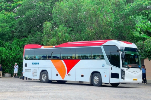 Thuê xe hợp đồng sân bay Cam Ranh đi đảo Bình Hưng