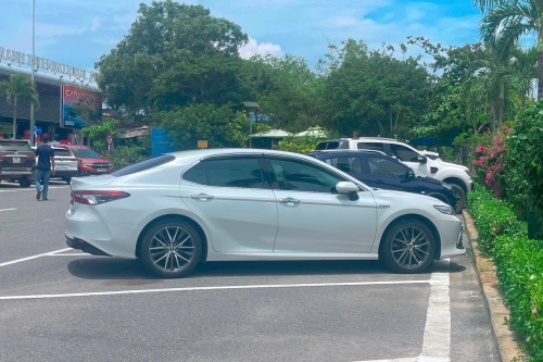 Thuê xe sân bay Cam Ranh đi đảo Bình Hưng theo cá nhân