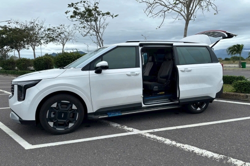 Thuê xe sân bay Cam Ranh đi Vĩnh Hy đáng tin cậy