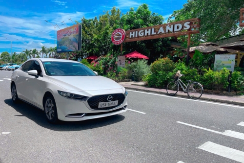 Thuê xe sân bay Cam Ranh đi Vĩnh Hy giá tốt