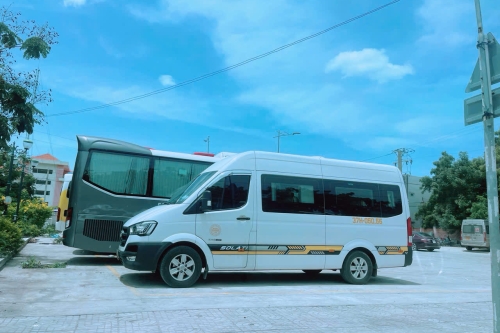 Xe hợp đồng Bình Hưng đi sân bay Cam Ranh