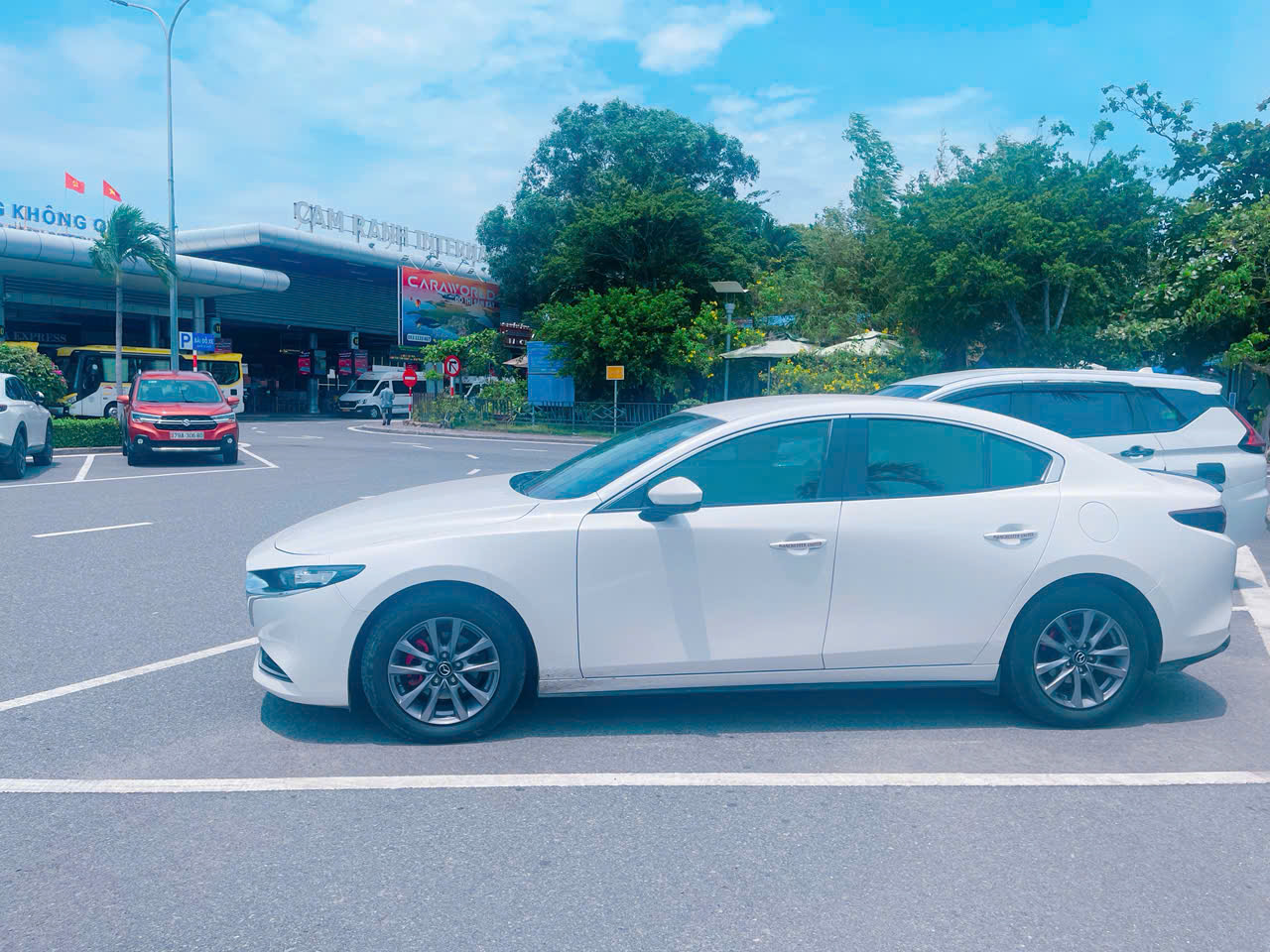 Thuê xe đưa khách nước ngoài về Phan Rang