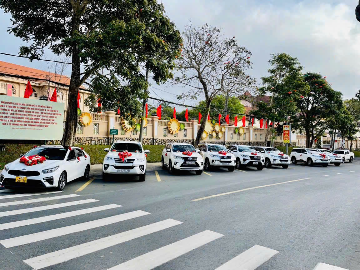 Thuê Xe Cưới Hỏi Đẹp Phan Rang