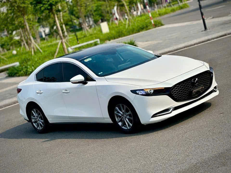 xe Mazda 3
