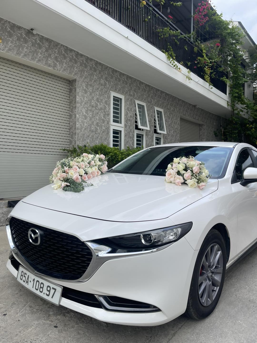 Dịch Vụ Thuê Xe Khánh Hòa Kết Hợp Đám Cưới Và Du Lịch