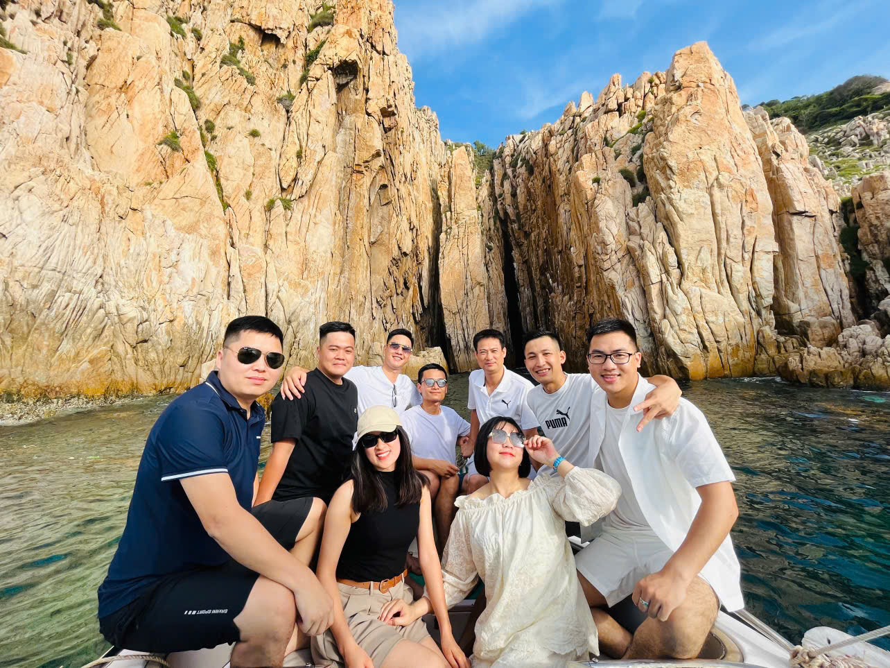 Thuê xe trọn gói Nha Trang vào Sài Gòn