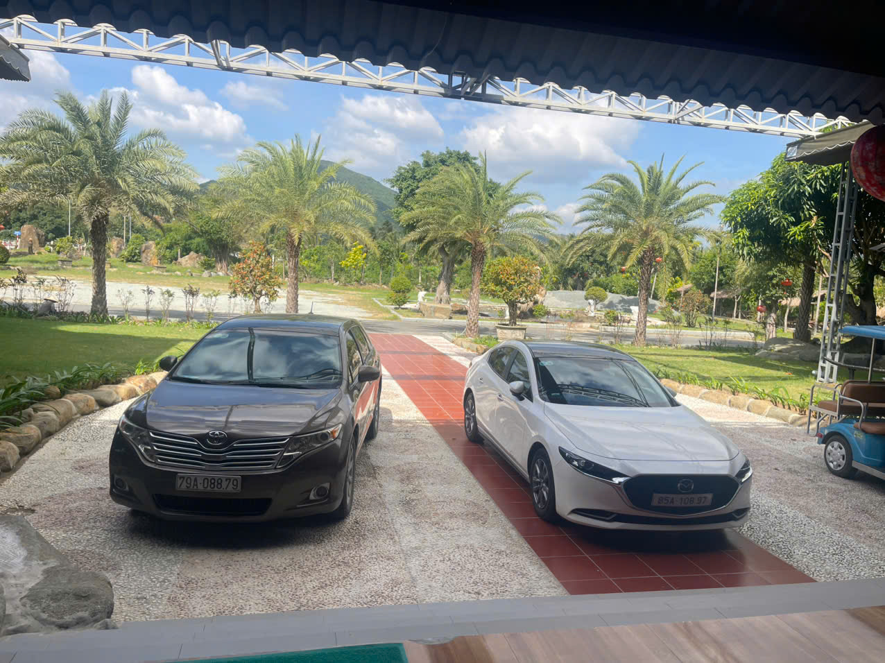 Thuê xe hợp đồng 4 chỗ phan rang