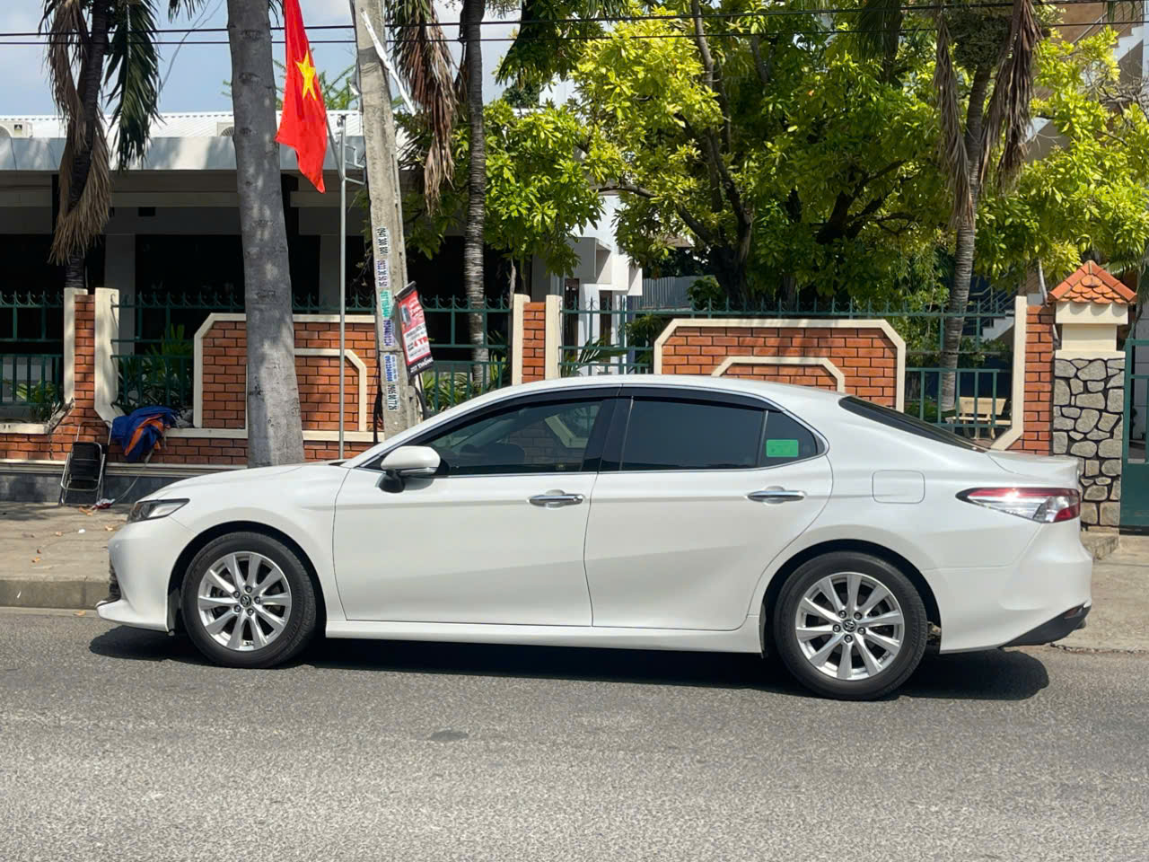 Thuê Xe Uy Tín Giá Rẻ Nha Trang Vĩnh Hy