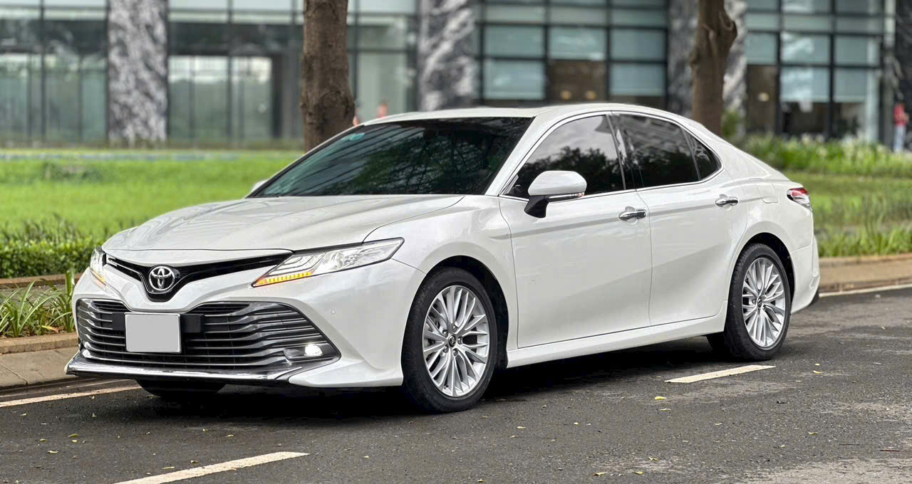 Xe Đưa Đón Khách VIP Nha Trang Đi Vĩnh Hy