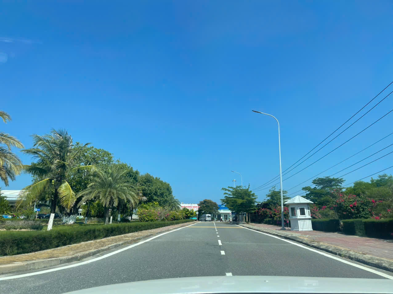 Xe Đưa Đón Sân Bay Về Vĩnh Hy