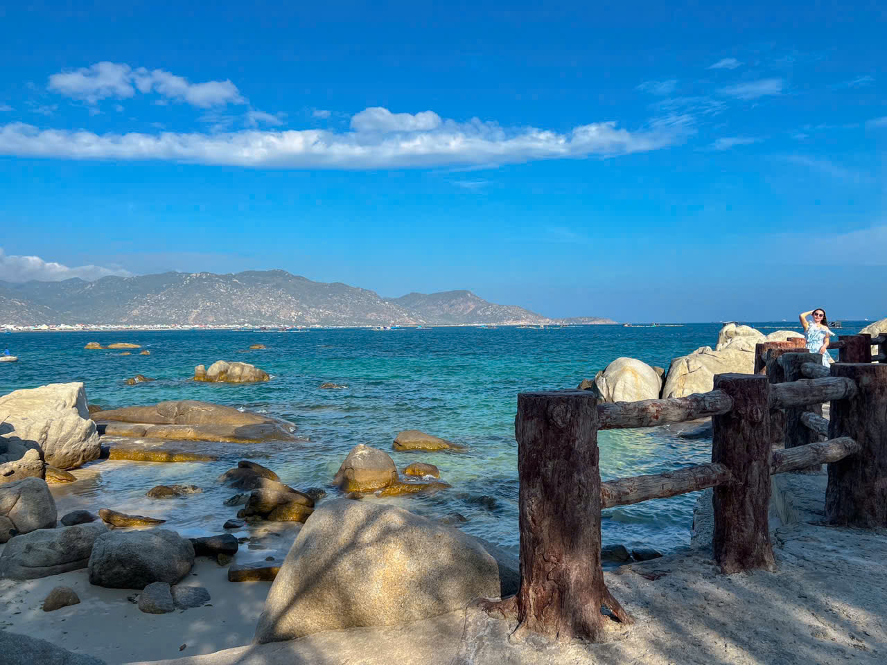 Thuê Xe Đi Biển Ninh Chữ