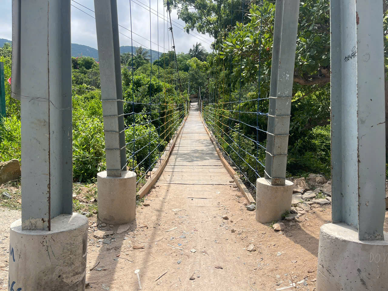 Thuê Xe Đi Suối Lồ Ồ