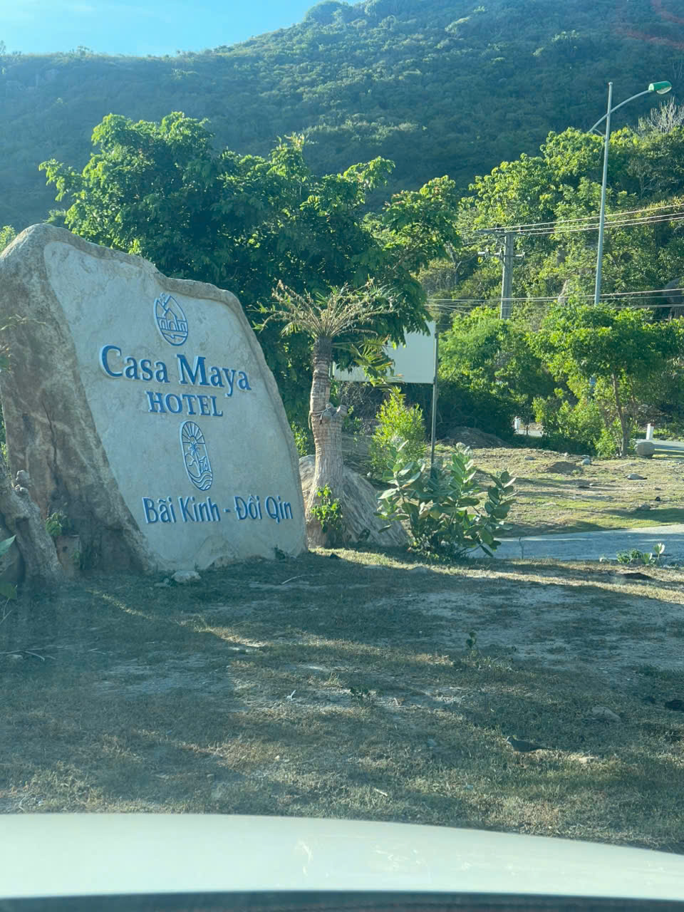 Review thuê xe sân bay Cam Ranh đi Vĩnh Hy