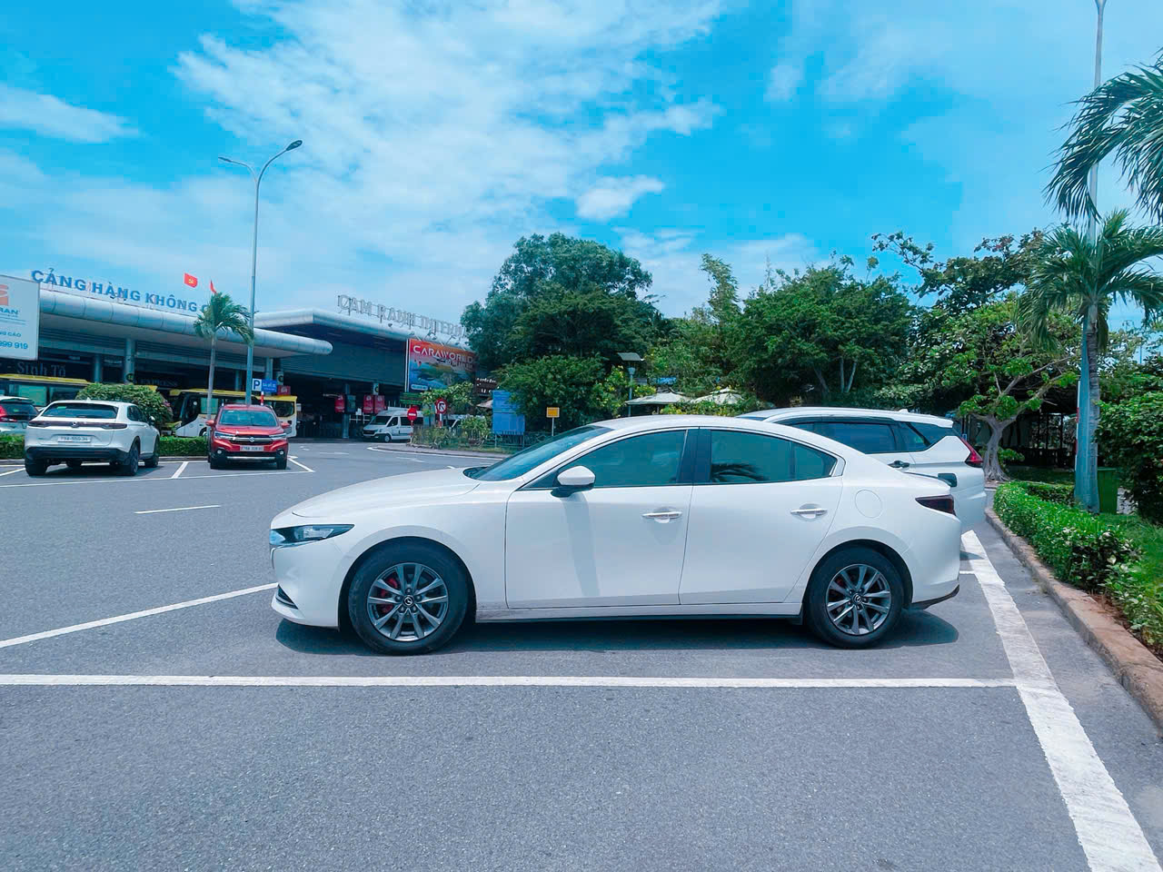 Thuê xe Vĩnh Hy đi sân bay Cam Ranh phục vụ tốt