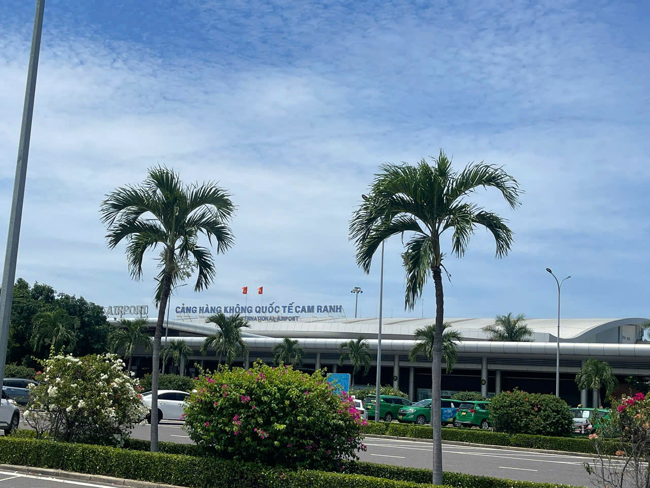 Taxi Cao Cấp Sân Bay Nha Trang Vĩnh Hy