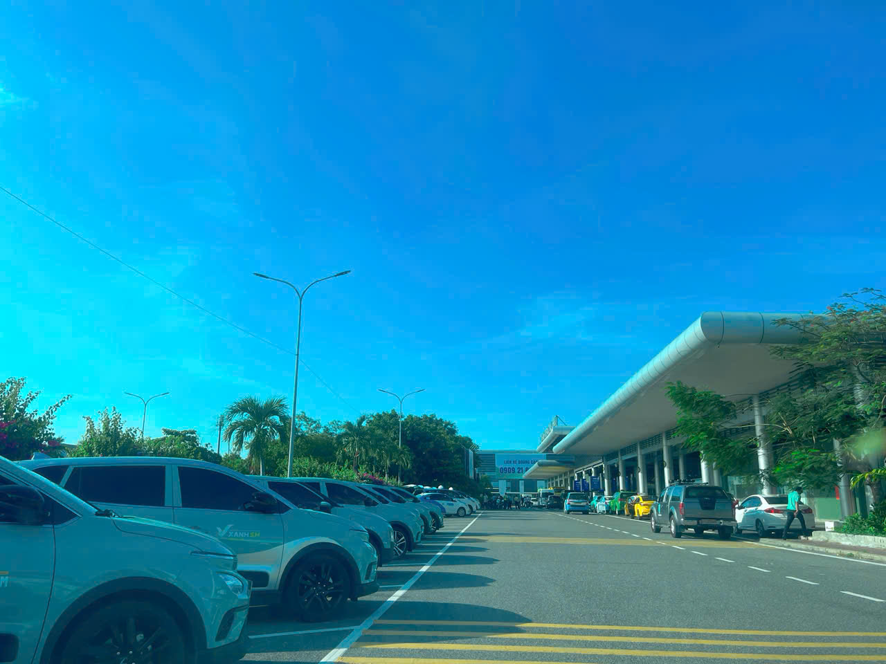 Taxi Sân Bay Nha Trang Đi Vĩnh Hy Giá Rẻ