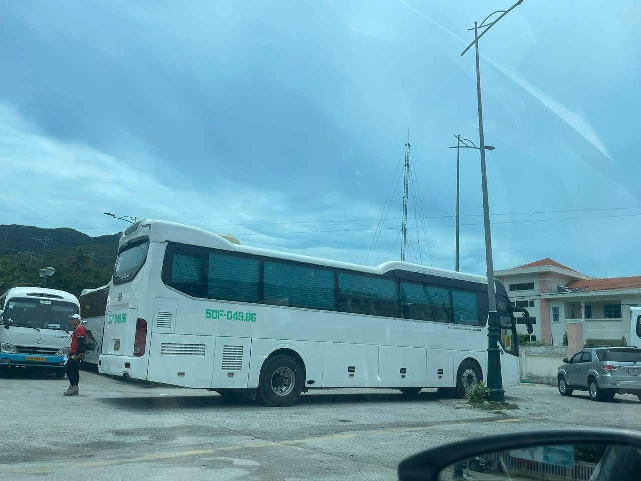 Thuê xe 29 chỗ Ninh Thuận đi sân bay Cam Ranh