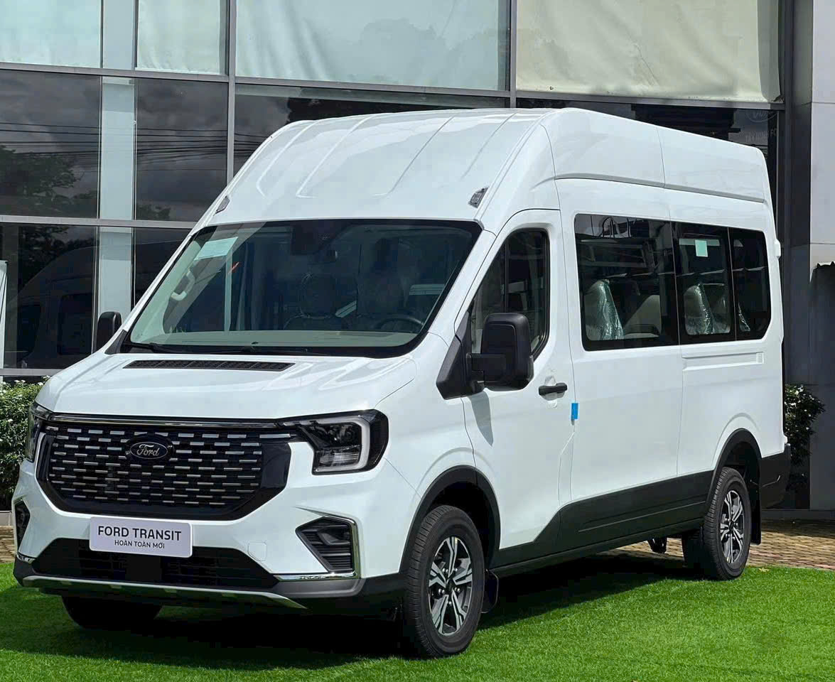 Thuê xe limousine Ninh Thuận đi sân bay Cam Ranh