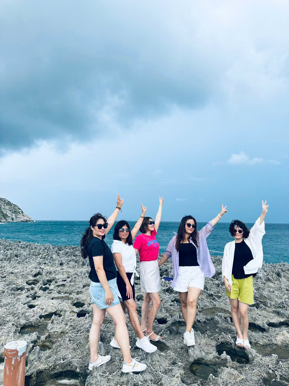 Thuê Xe 16 Chỗ Phan Rang Mũi Né Giá Rẻ