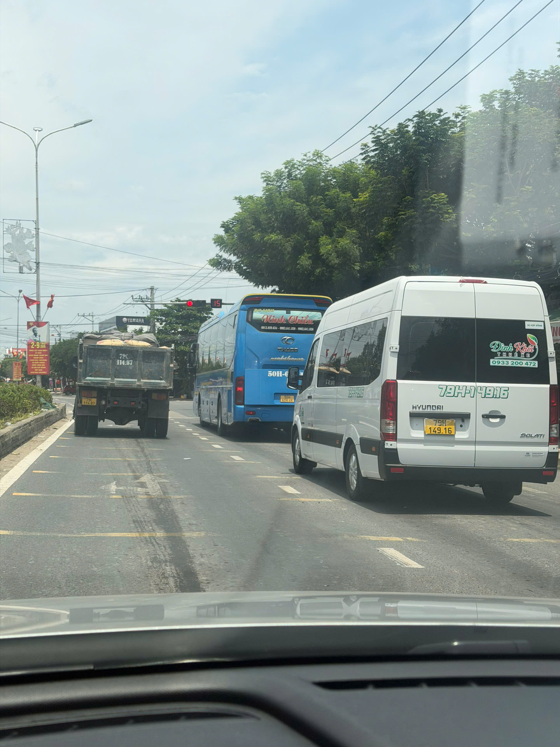 Thuê Xe 16 Chỗ Uy Tín Phan Rang Đi Nha Trang