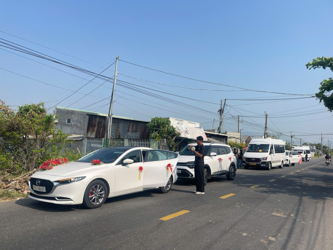 Thuê Xe 4 Chỗ Sân Bay Nha Trang Đi Vĩnh Hy