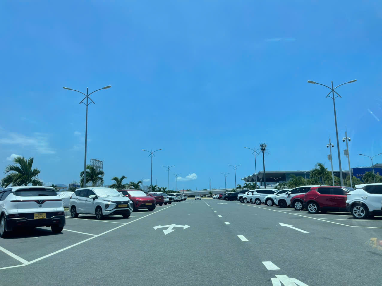 Thuê Xe Đi Vĩnh Hy Từ Sân Bay Nhanh