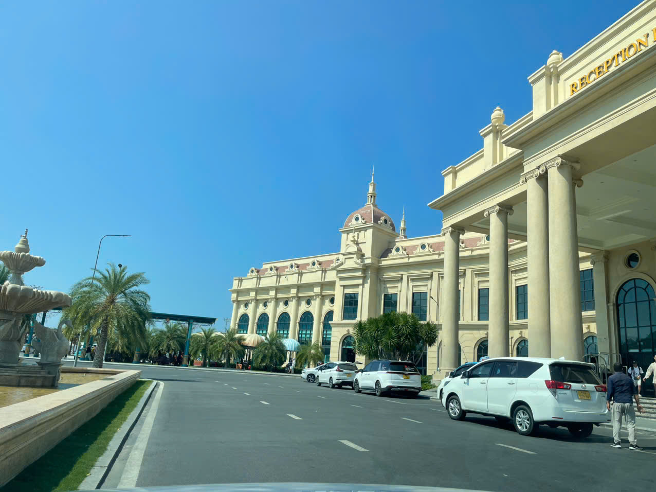 Thuê Xe Đi Vĩnh Hy Từ Sân Bay Nhanh