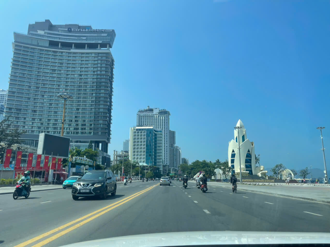 Thuê Xe Đi Vĩnh Hy Từ Sân Bay Nhanh