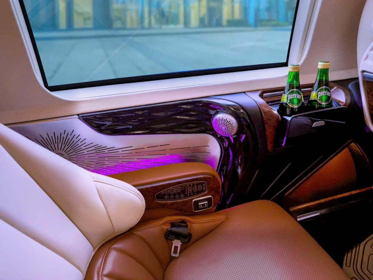 Thuê Xe Limousine Cam Ranh Đi Vĩnh Hy