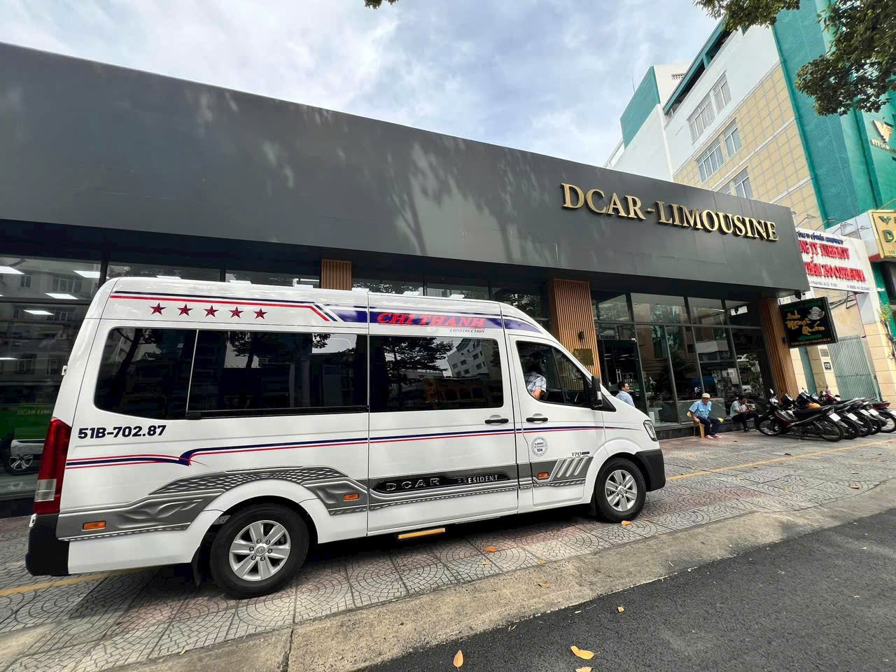 Thuê xe sân bay Cam Ranh đi đảo Bình Hưng giá rẻ