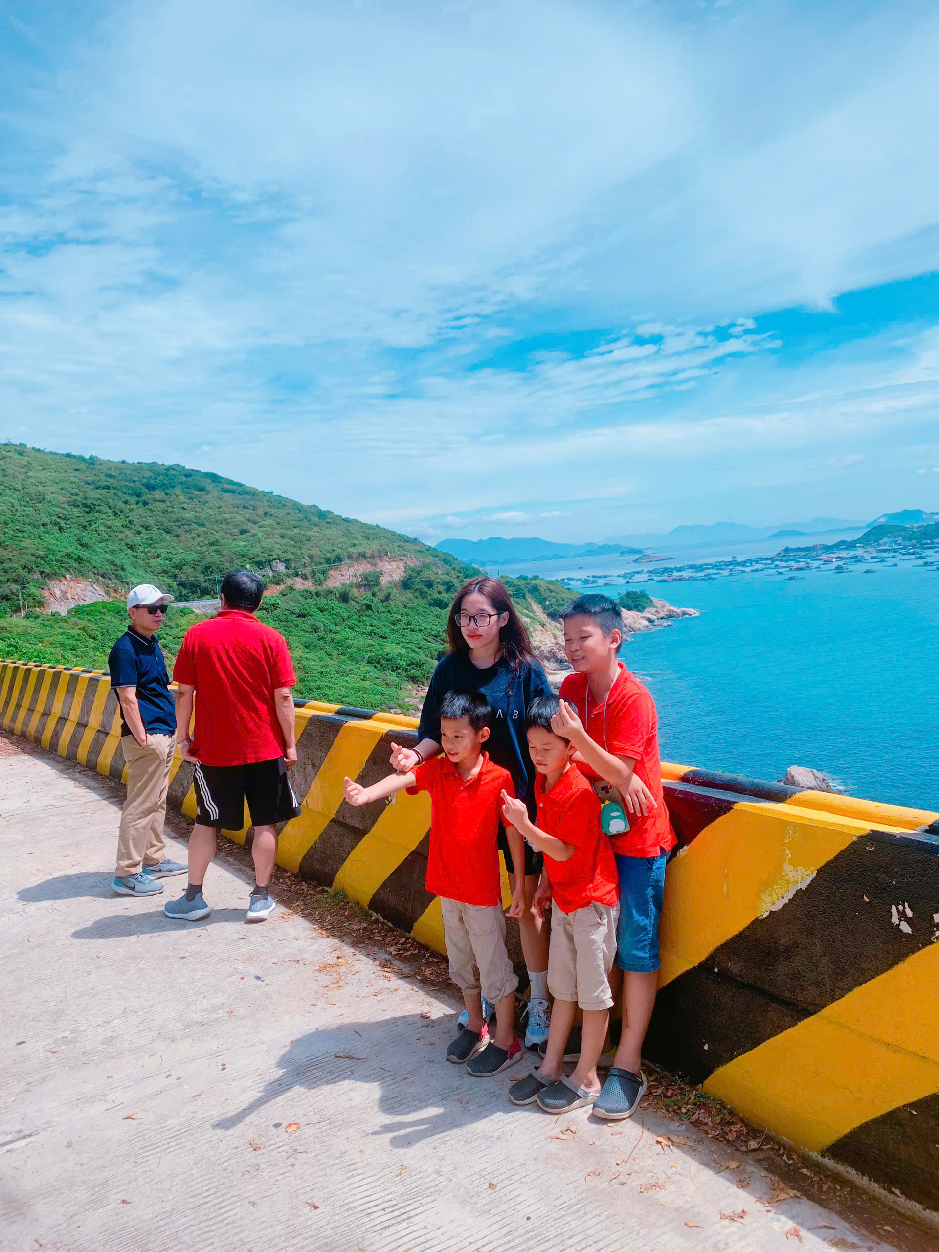 Thuê Xe 16 Chỗ Phan Rang Vĩnh Hy