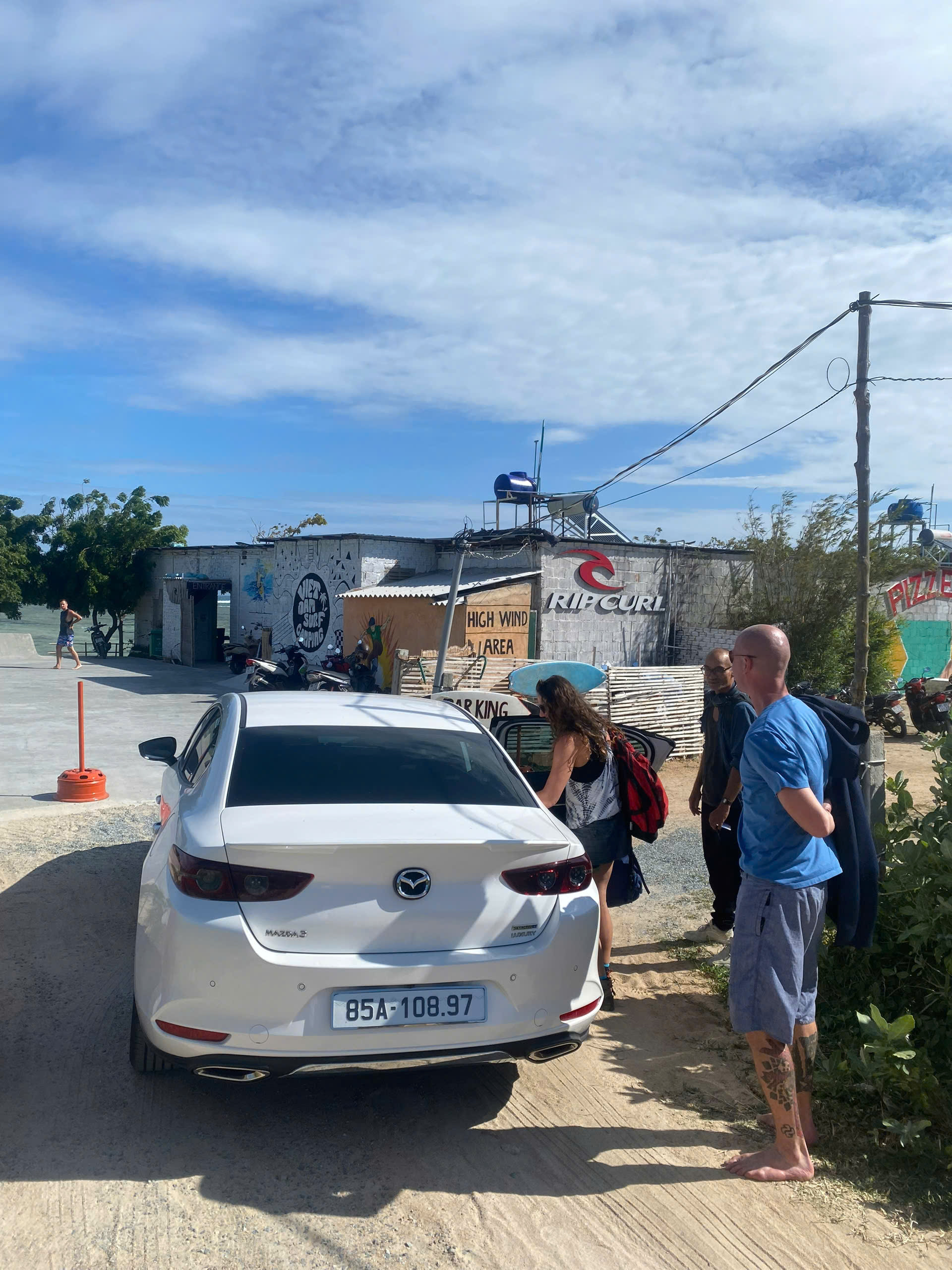 Thuê Xe 16 Chỗ Uy Tín Phan Rang Đi Vĩnh Hy