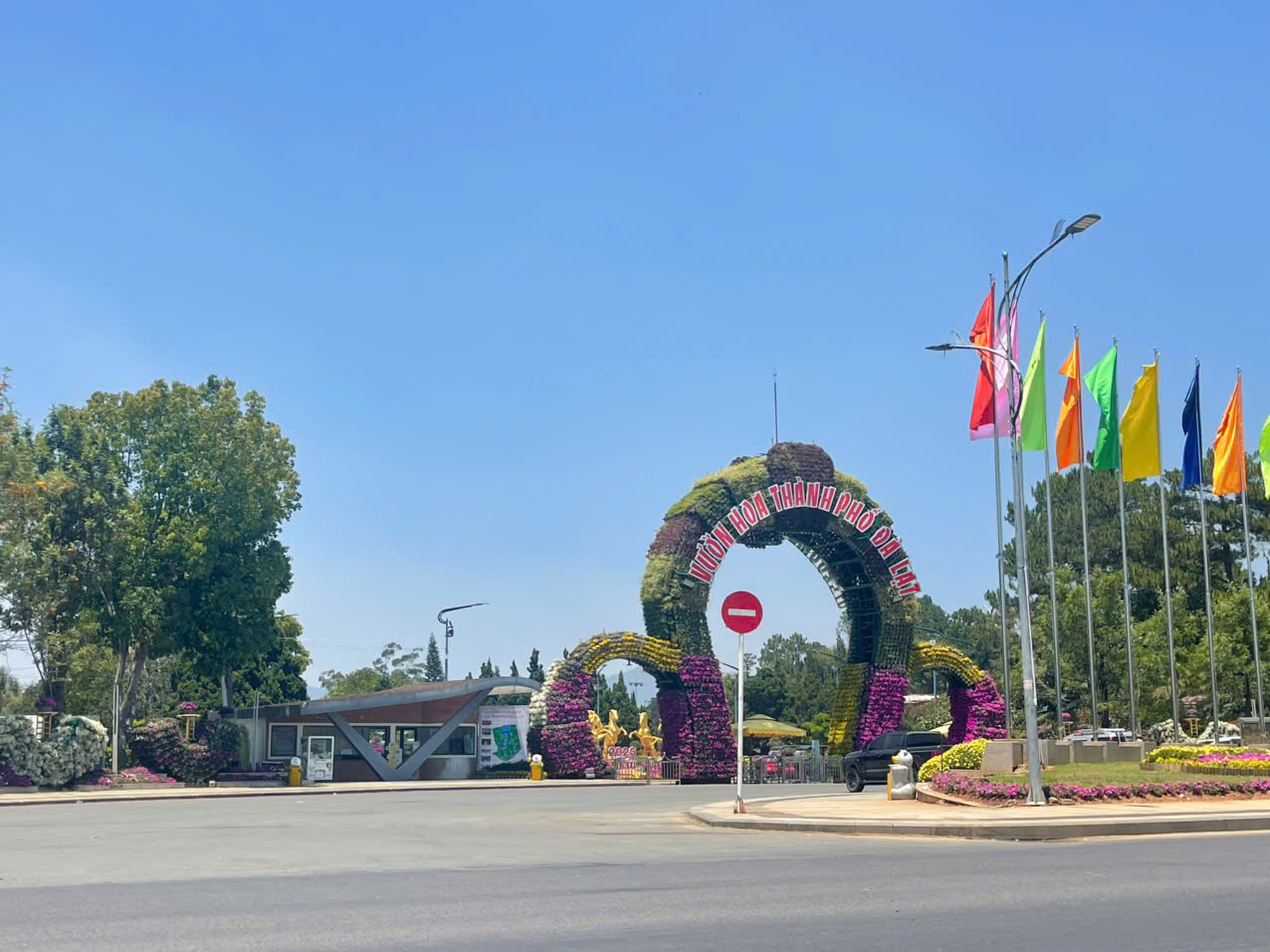 Thuê Xe 16 Chỗ Phan Rang Đi Đà Lạt Có Tài Xế