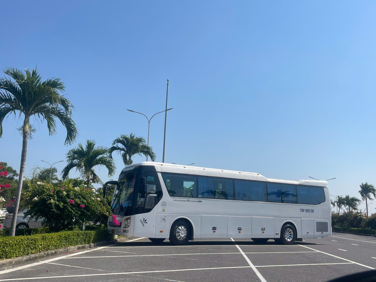 Thuê xe hợp đồng Bắc Giang