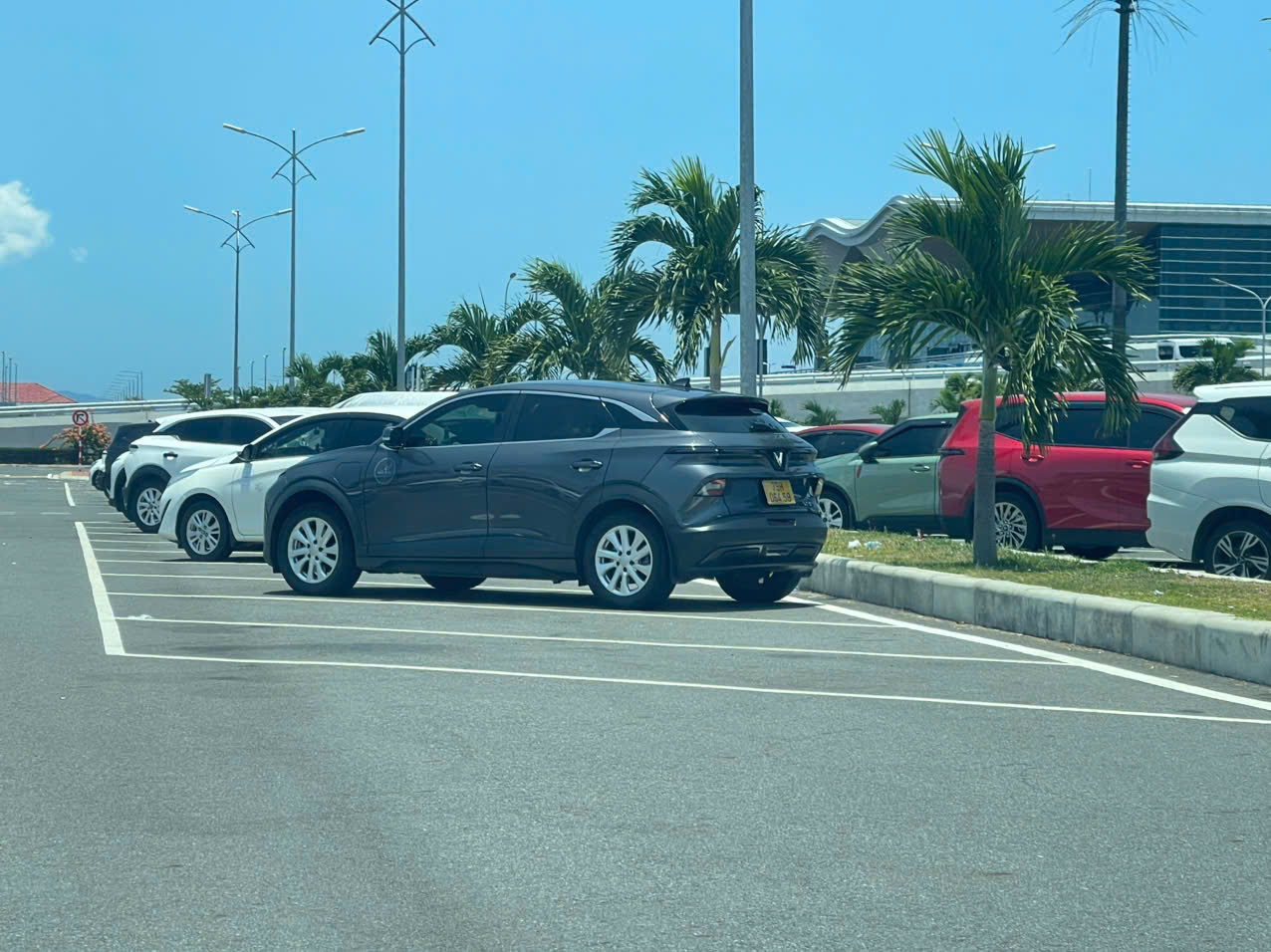 Thuê Xe Gia Đình Sân Bay Nha Trang Đi Ninh Thuận