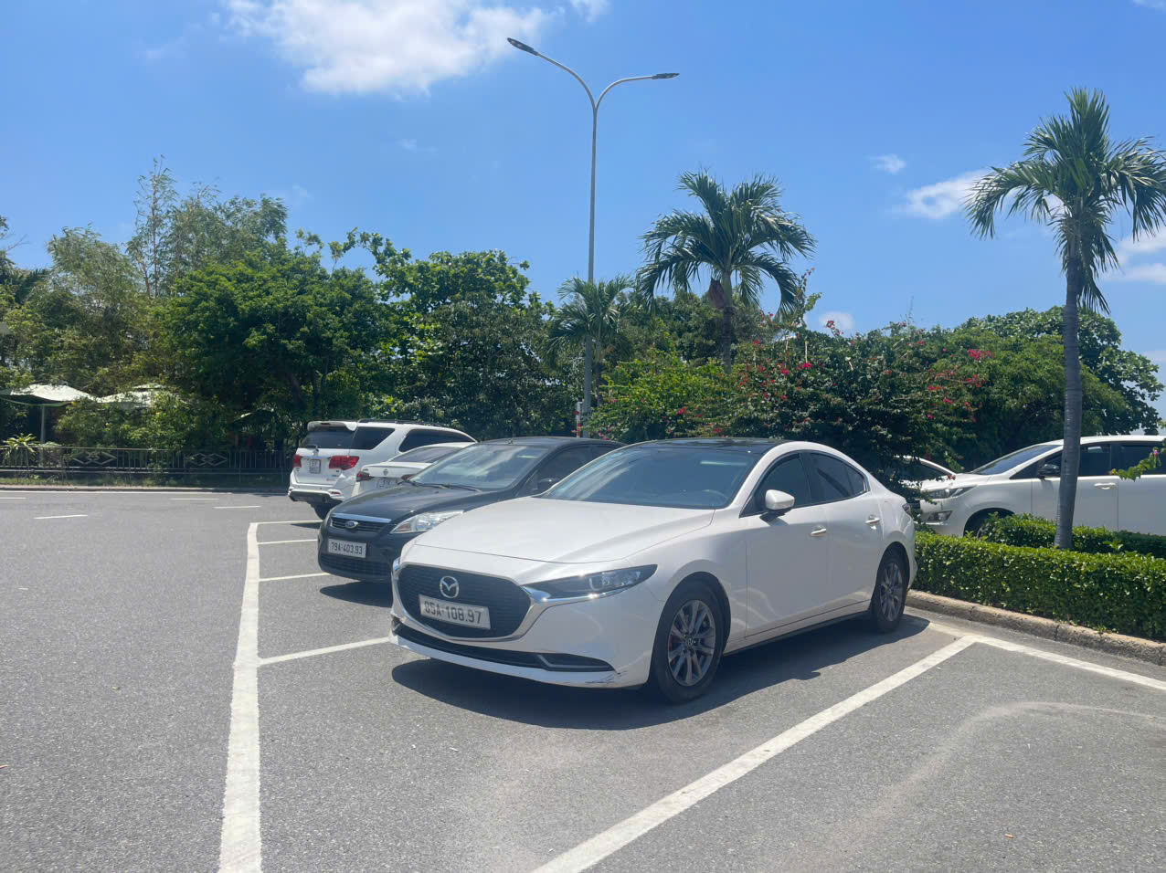 Thuê Xe Sân Bay Cam Ranh Vĩnh Hy