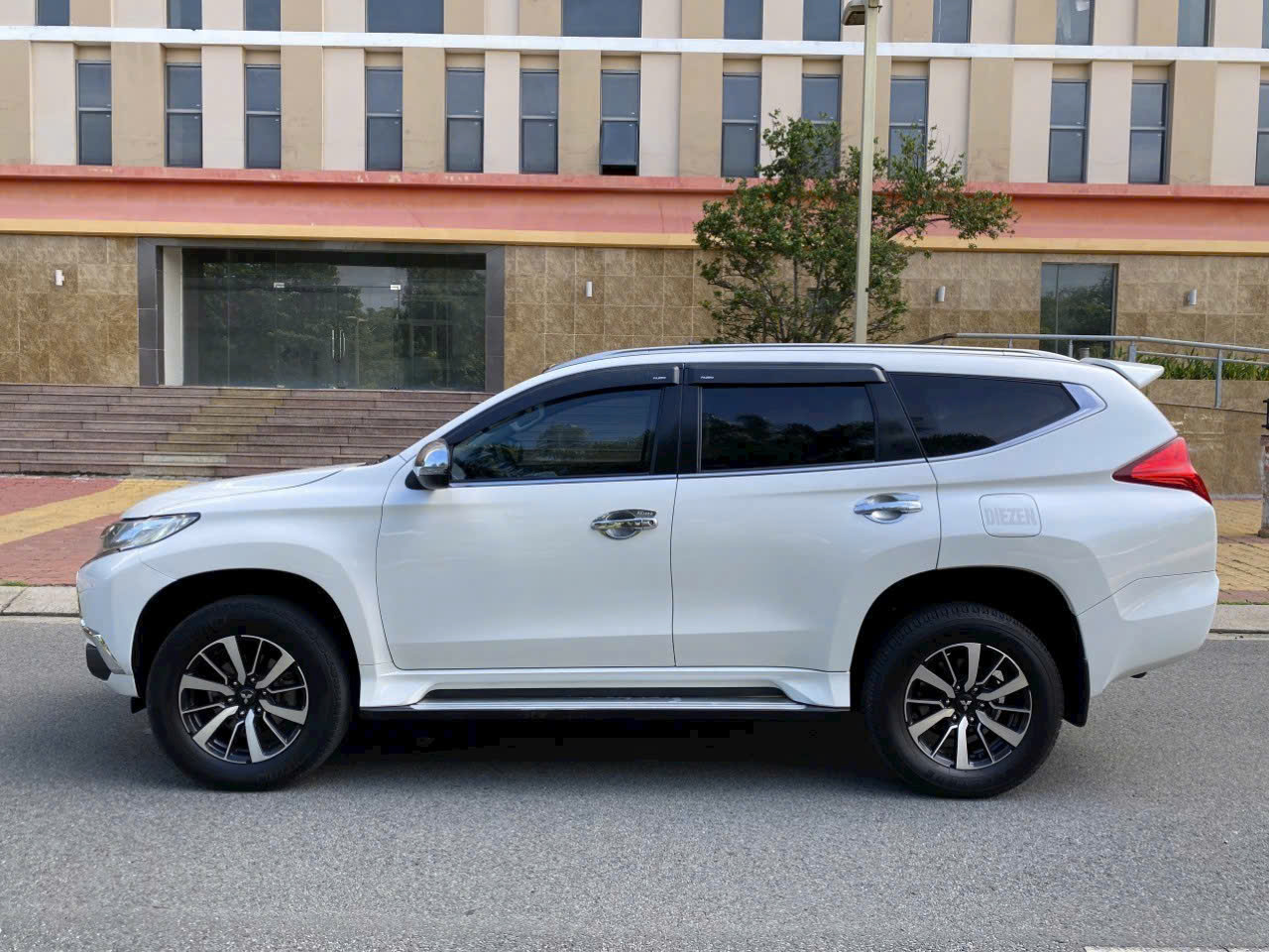 Thuê Xe SUV Nha Trang Đi Sài Gòn