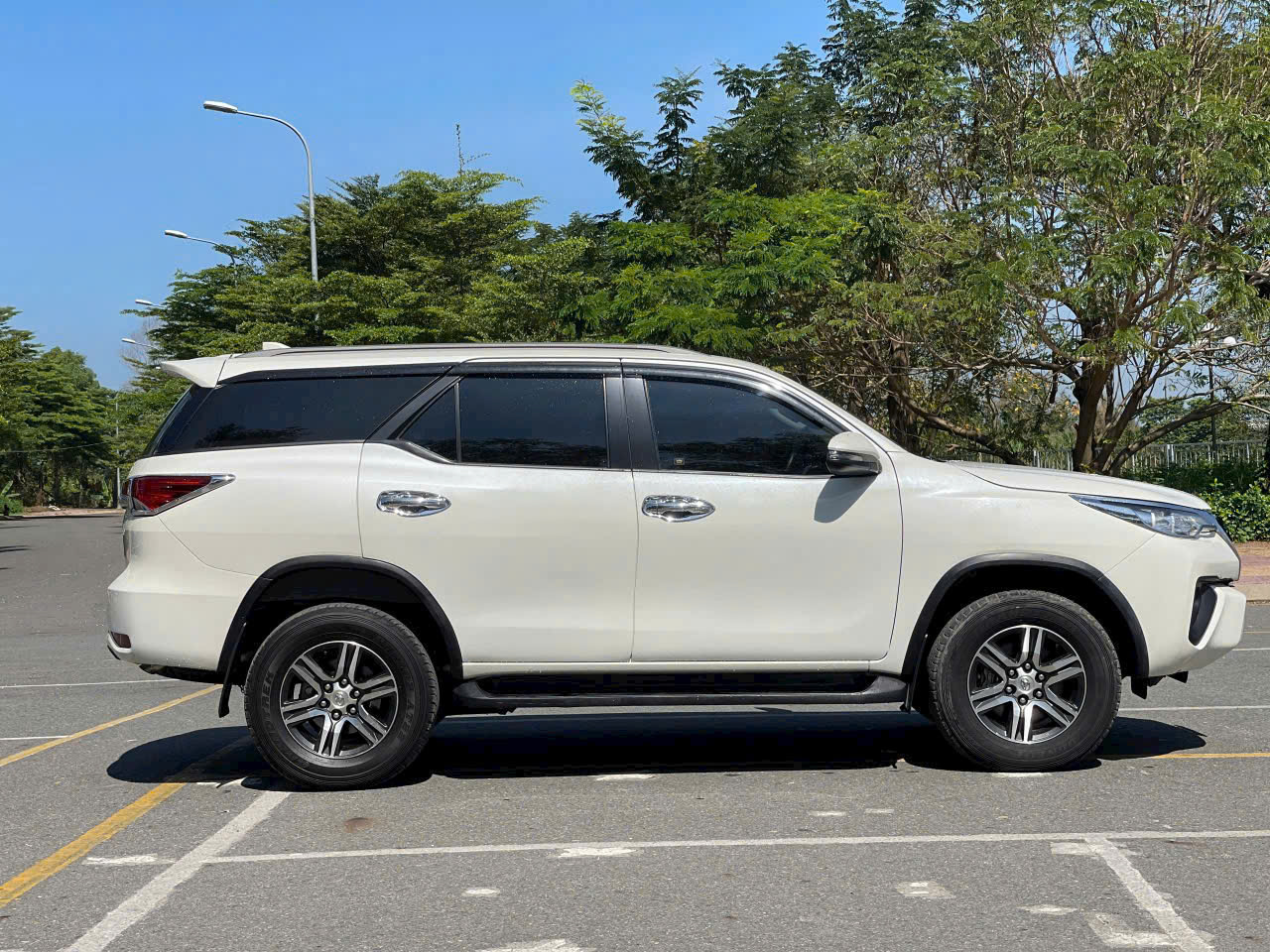 Thuê Xe SUV Nha Trang Đi Sài Gòn