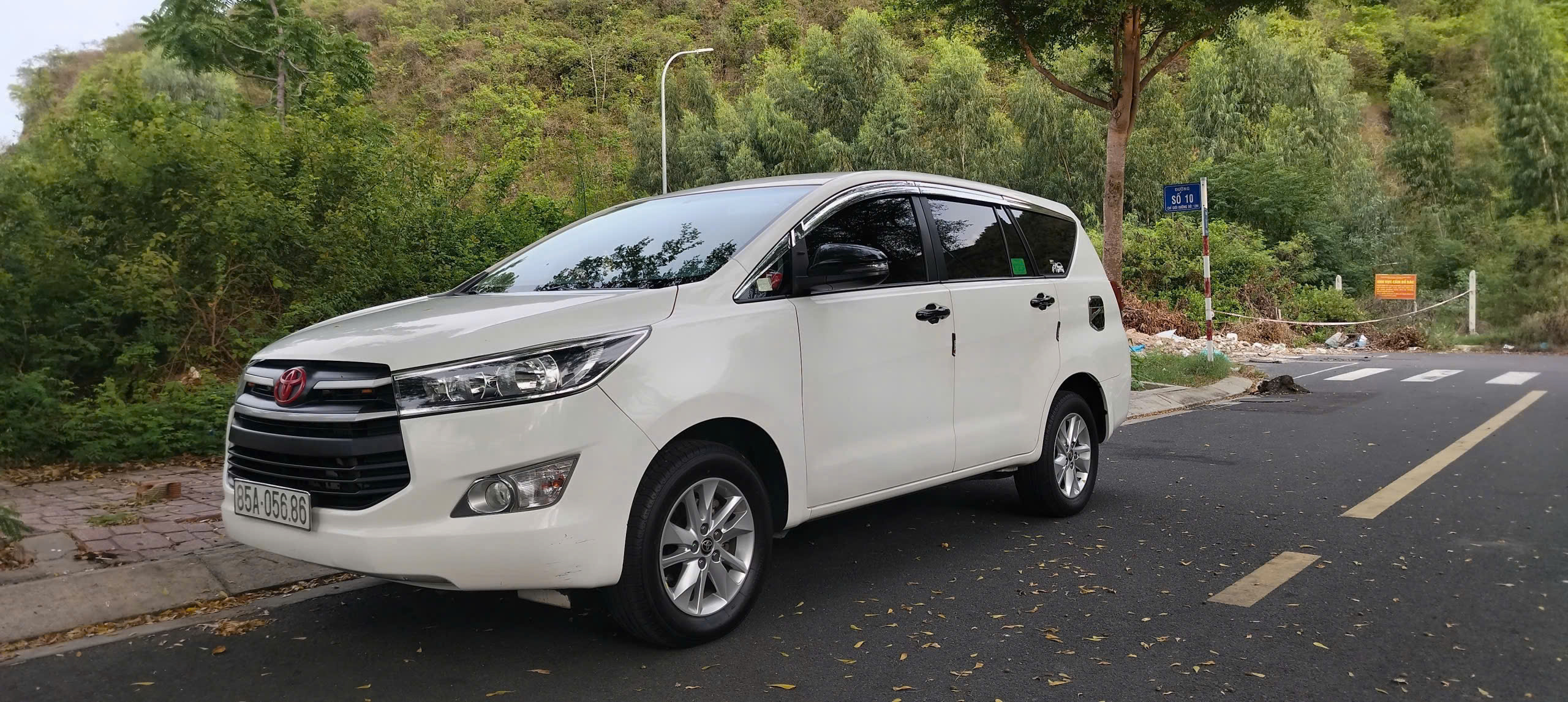 Thuê xe SUV Nha Trang Đà Lạt