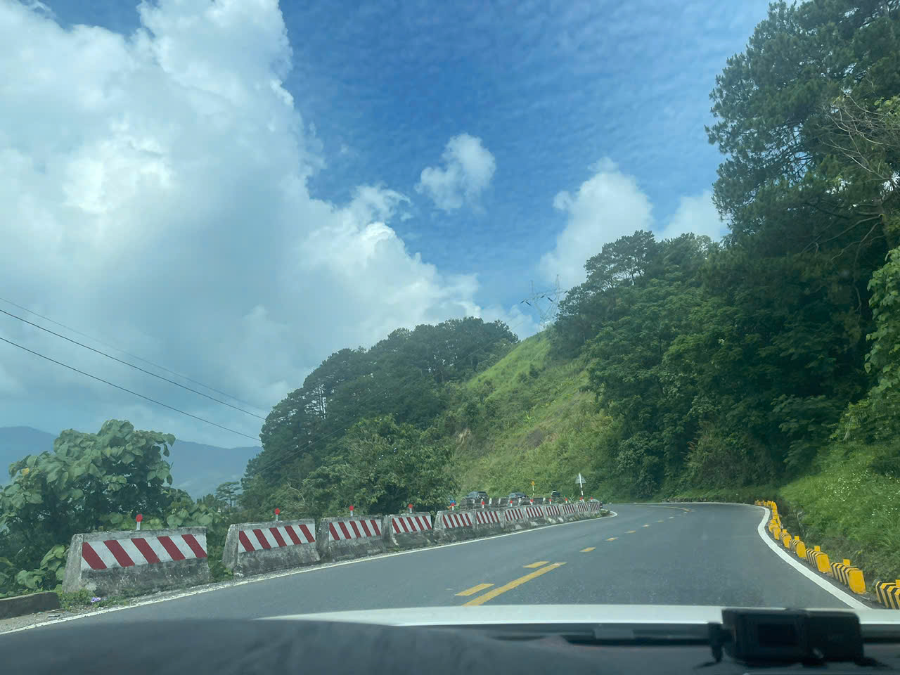Thuê xe đưa đón đoàn Nha Trang Đà Lạt