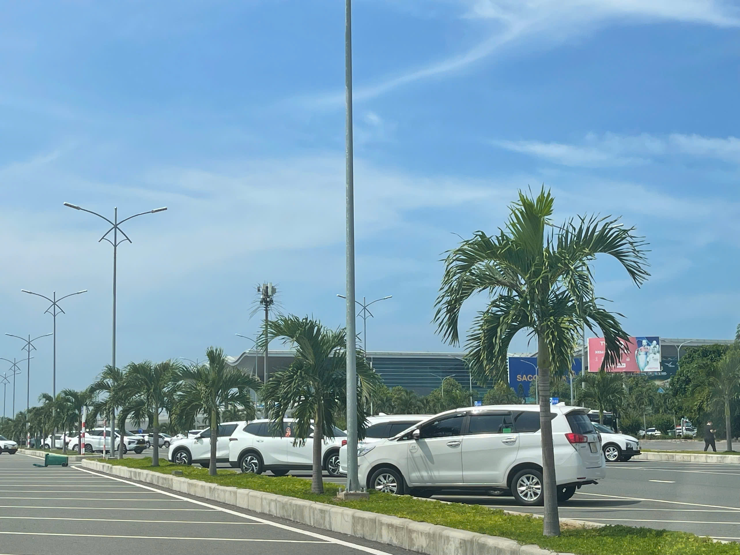 Thuê xe nhóm bạn Nha Trang đi Đà Lạt