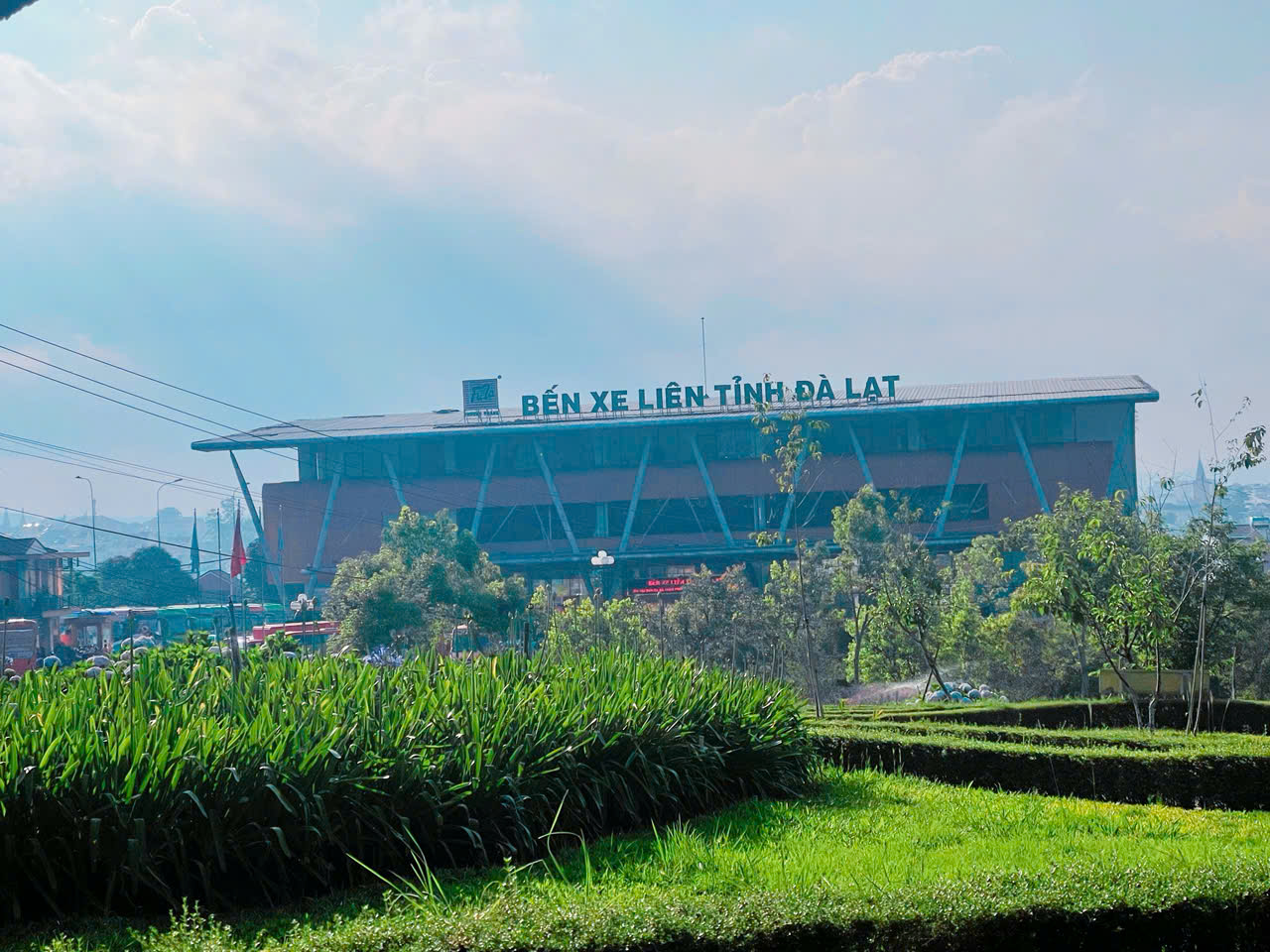 Thuê xe tiện nghi Nha Trang Đà Lạt