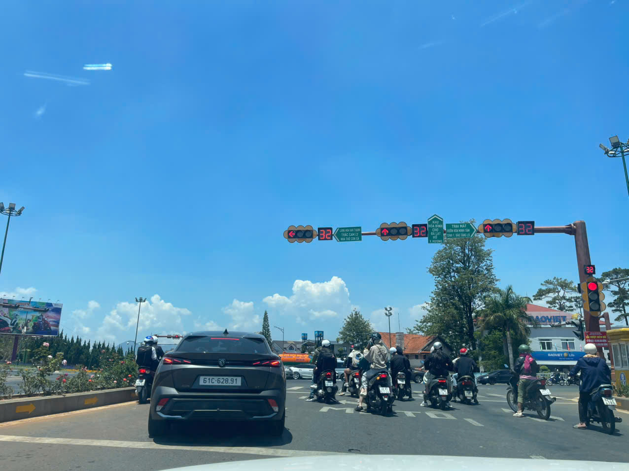 Thuê xe tiện nghi Nha Trang Đà Lạt