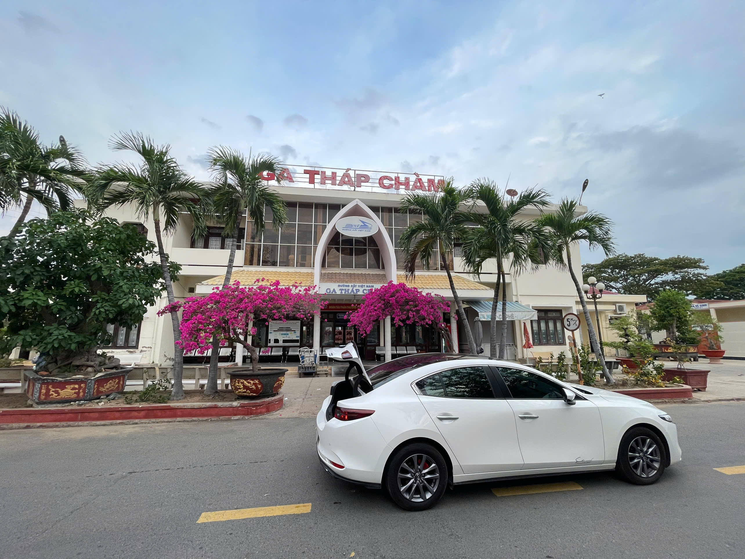 Thuê xe Nha Trang Mũi Né Phan Thiết
