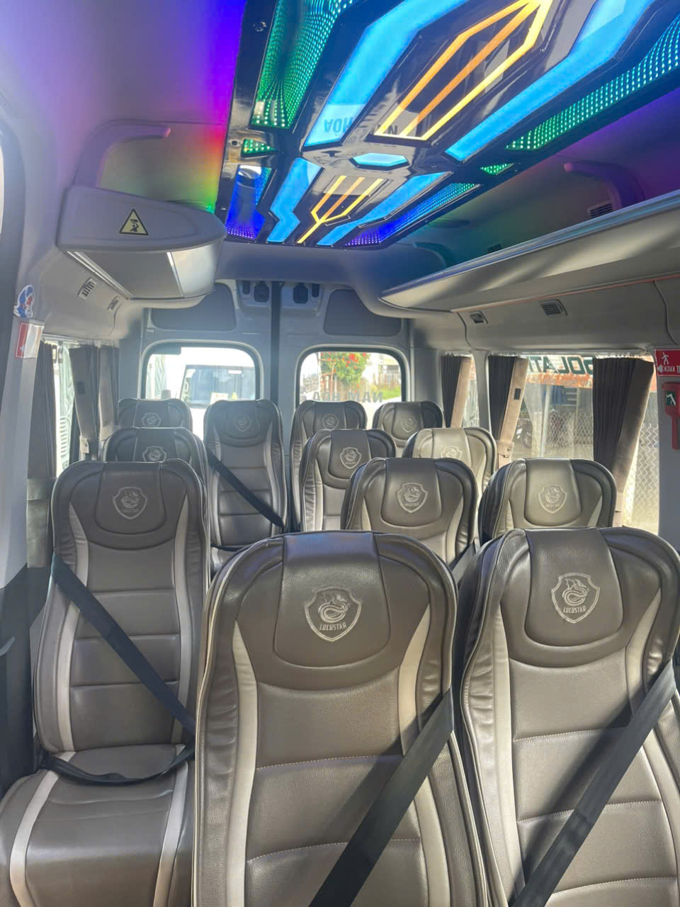 Taxi Vĩnh Hy Đi Nha Trang